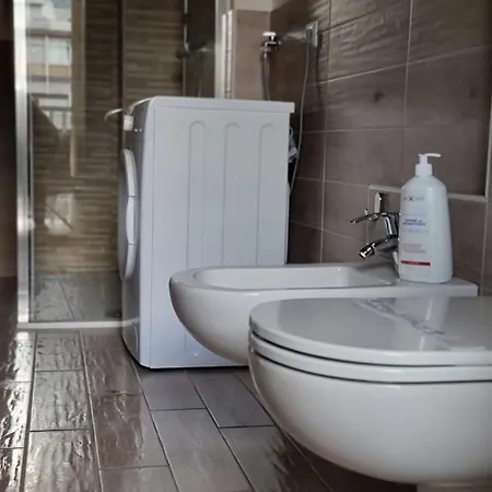 Mary House Apartment Sondrio